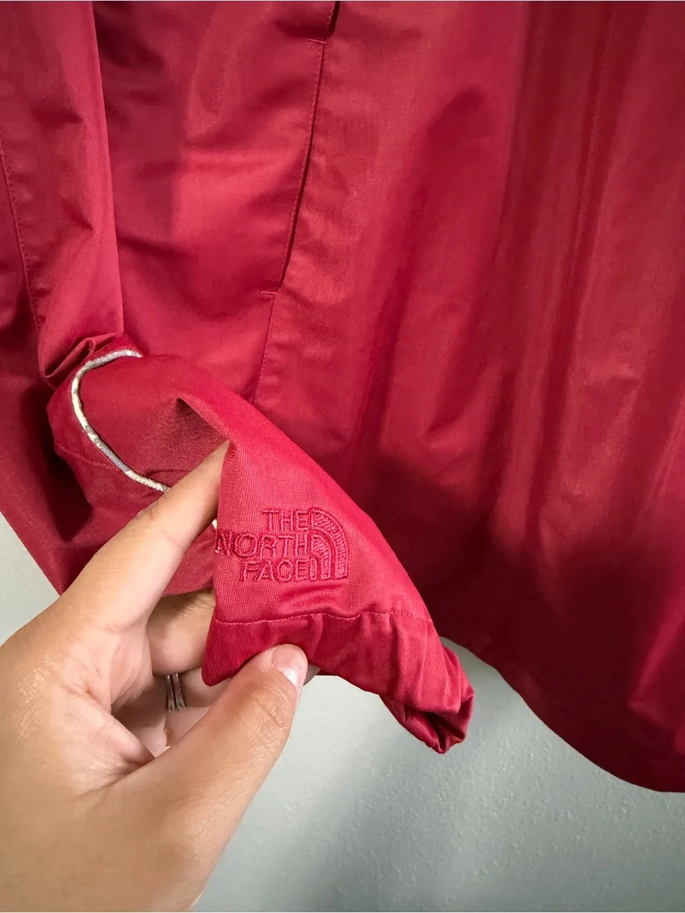 The North Face Men's Red Full-Zip Windbreaker